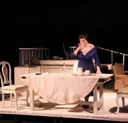 MARIZA_ BARGILLY_ WHALES OF AUGUST_2