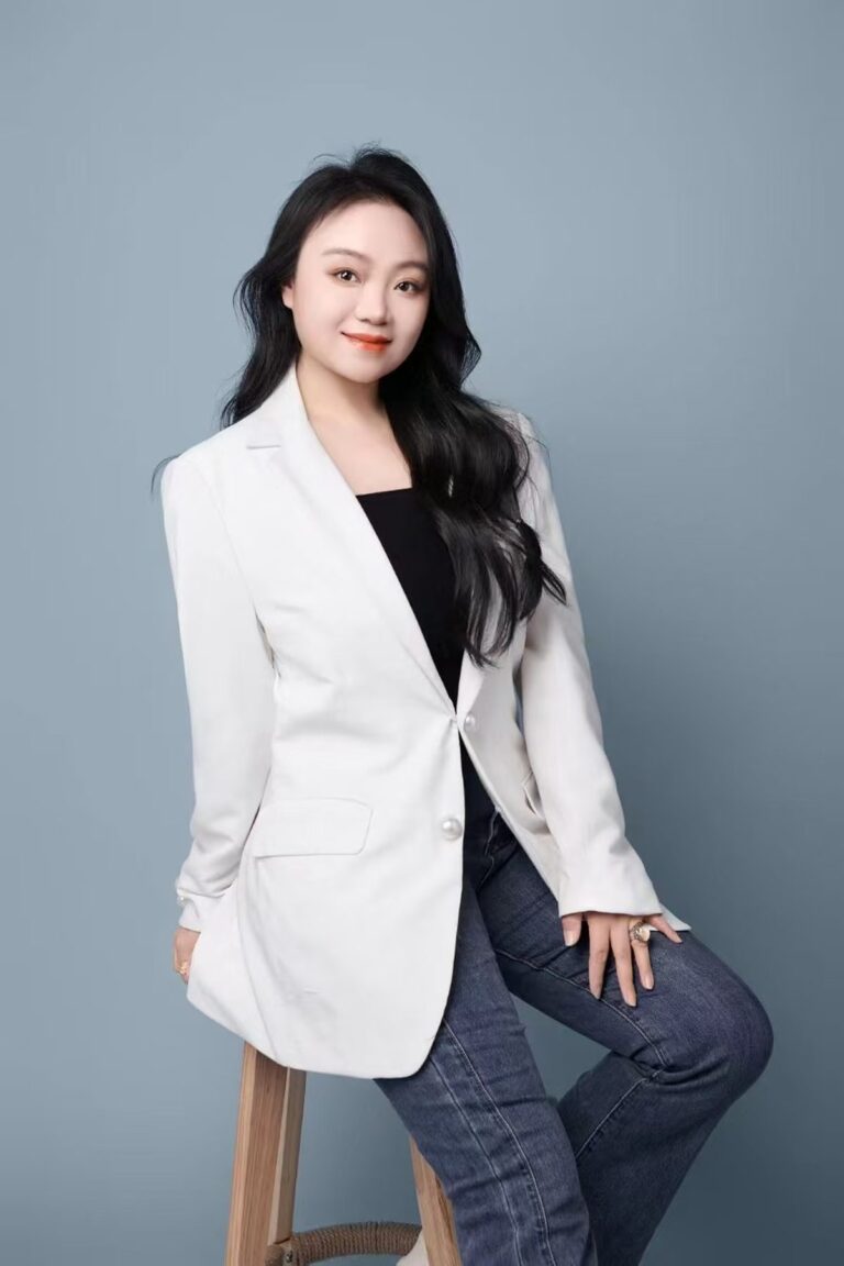 Ding Xin - portrait