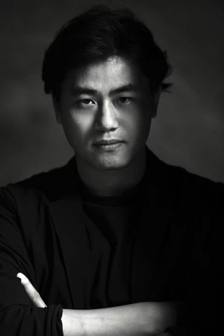 Luo Yazhuo - portrait