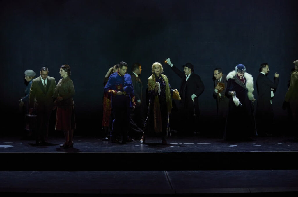 Murder on the Orient Express - photo 1